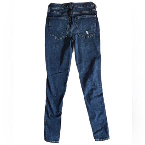 ❣️5/$50 SO Kohl’s High Rise Faux Distressed Curvy Jeggings, size 0~24 waist - Picture 2 of 2